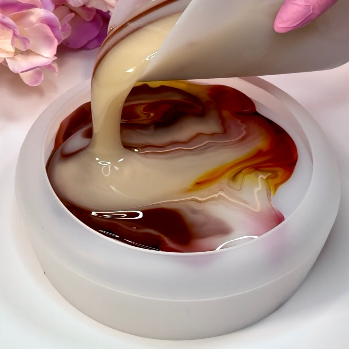 The Minky Technique Workshop; Online. Resin Skills Workshop. 1 Hour Live. International Thursday July 30th 6pm BST