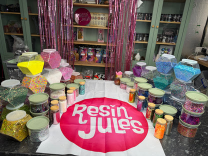 Resin Jules Glitter Cocktails

Monthly Live Glitter Mixology Party ✨🍸

Live Instagram Tues 29th Sept New Xmas Glitters Added