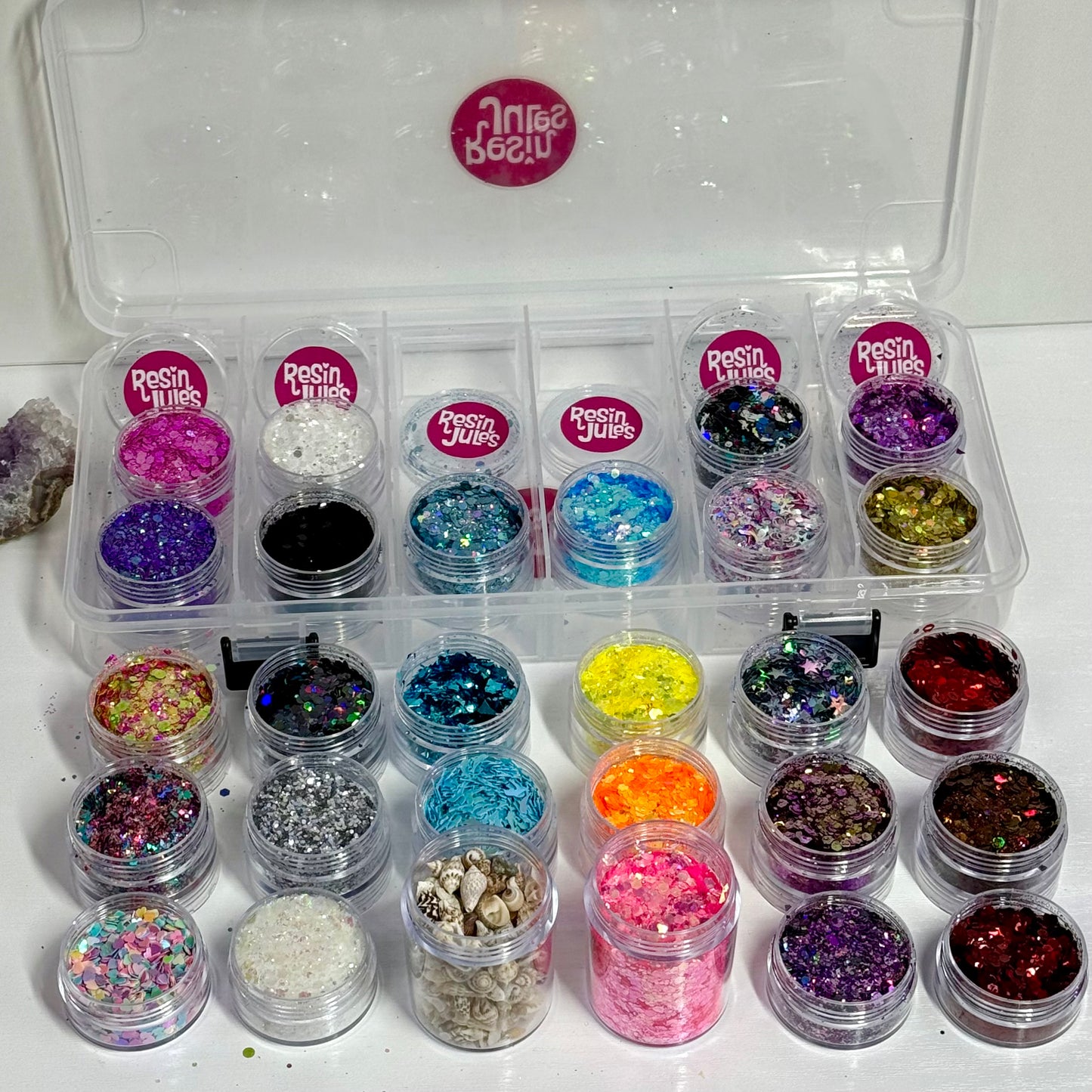 Resin Jules Glitter Bumper Pack limited edition case full of 28 sparkles! ✨ FREE SHIPPING COLOURS SLIGHTLY VARY